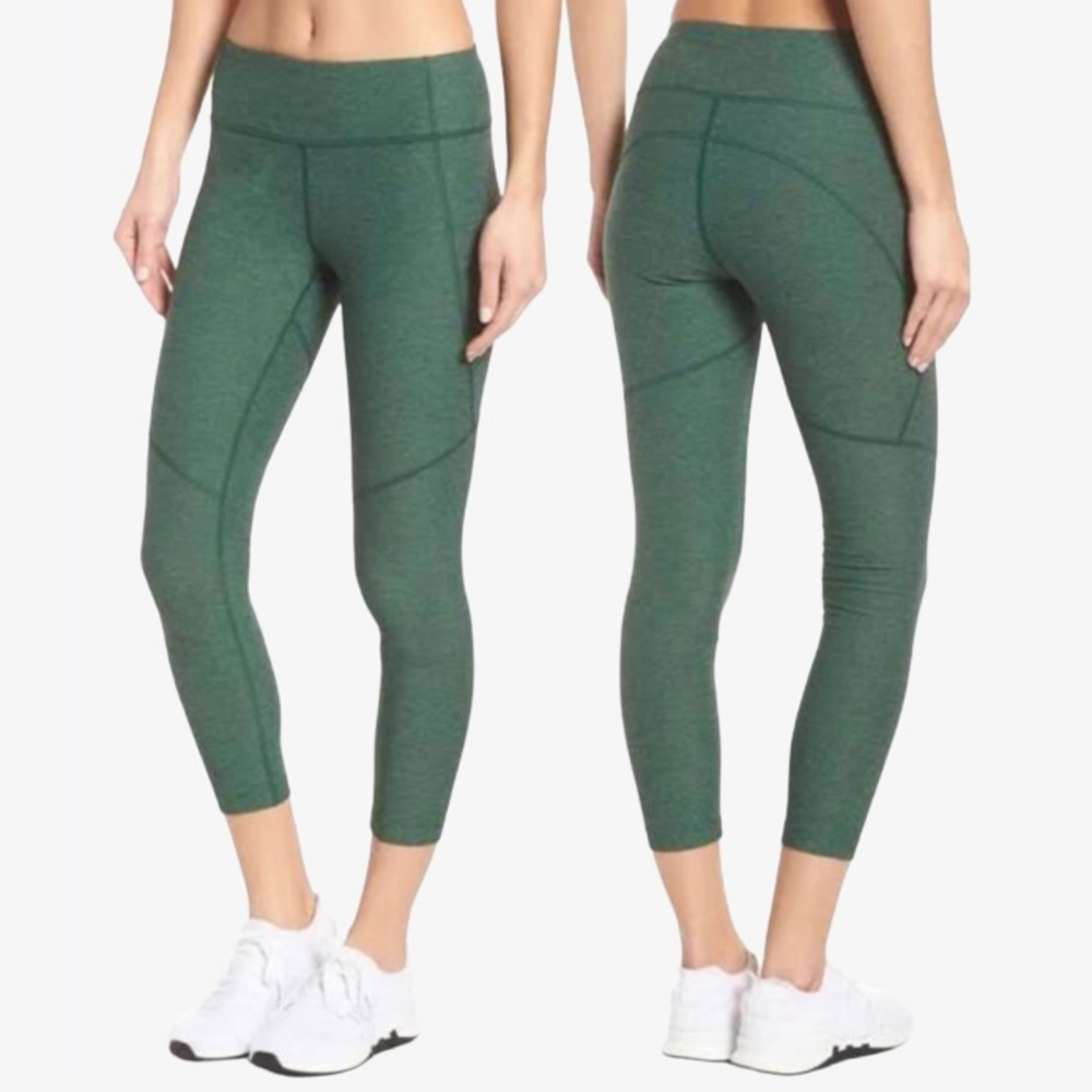 Outdoor Voices 3/4 Warmup Women’s Leggings - Size: L